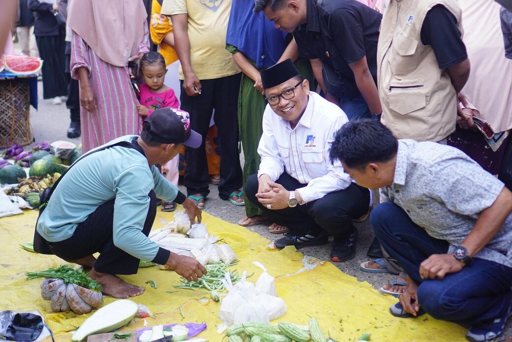 h fani habib taufan blusukan ke pasar pasar di tabalong 1